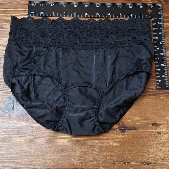 5 random lace panties small - Picture 11 of 16